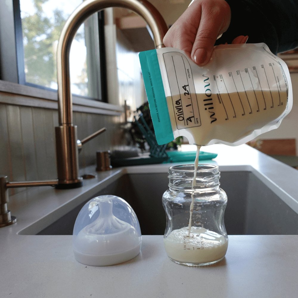willow_breast_milk_storage_bags_4.png
